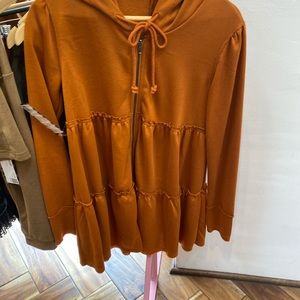 Does baby full dress